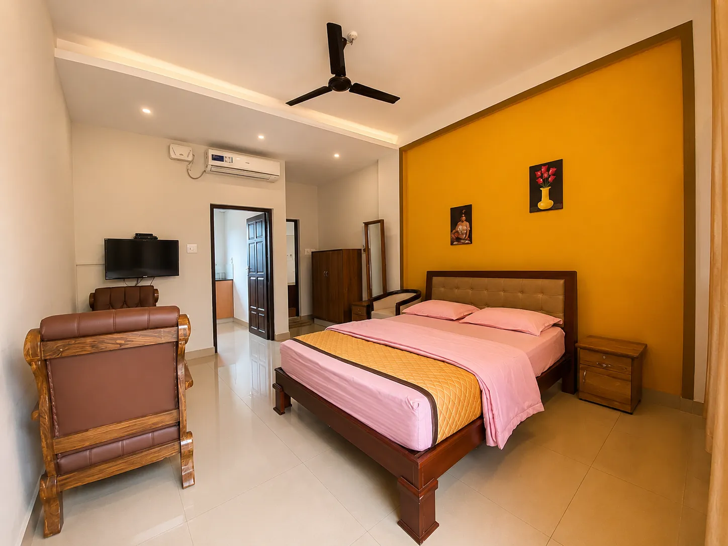 Standard Premium Single Room - Main View